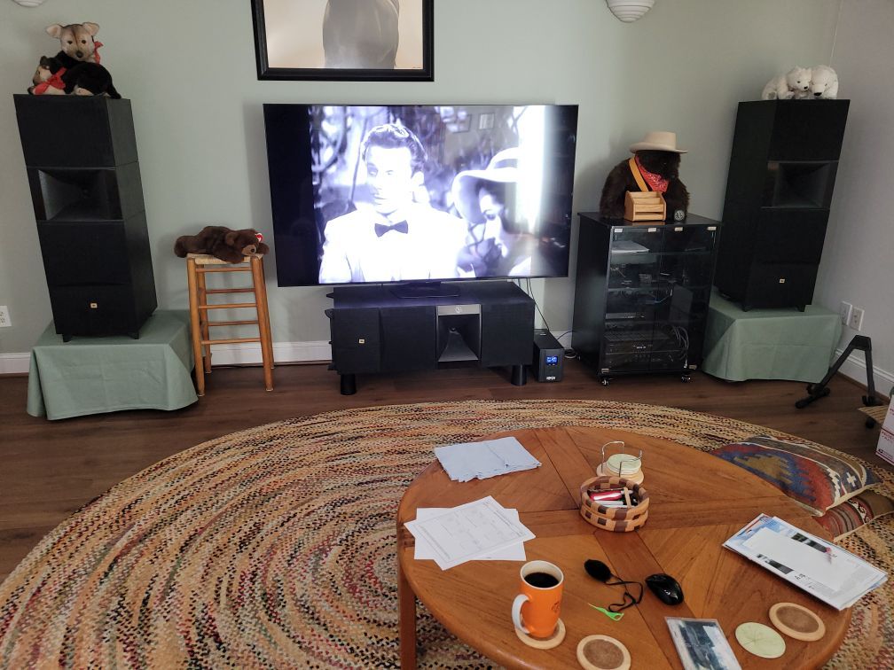 New Stereo Cabinet & TV Setup