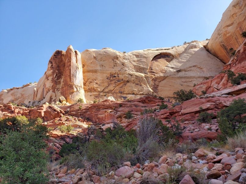 Contrasting colors cliffs LMT